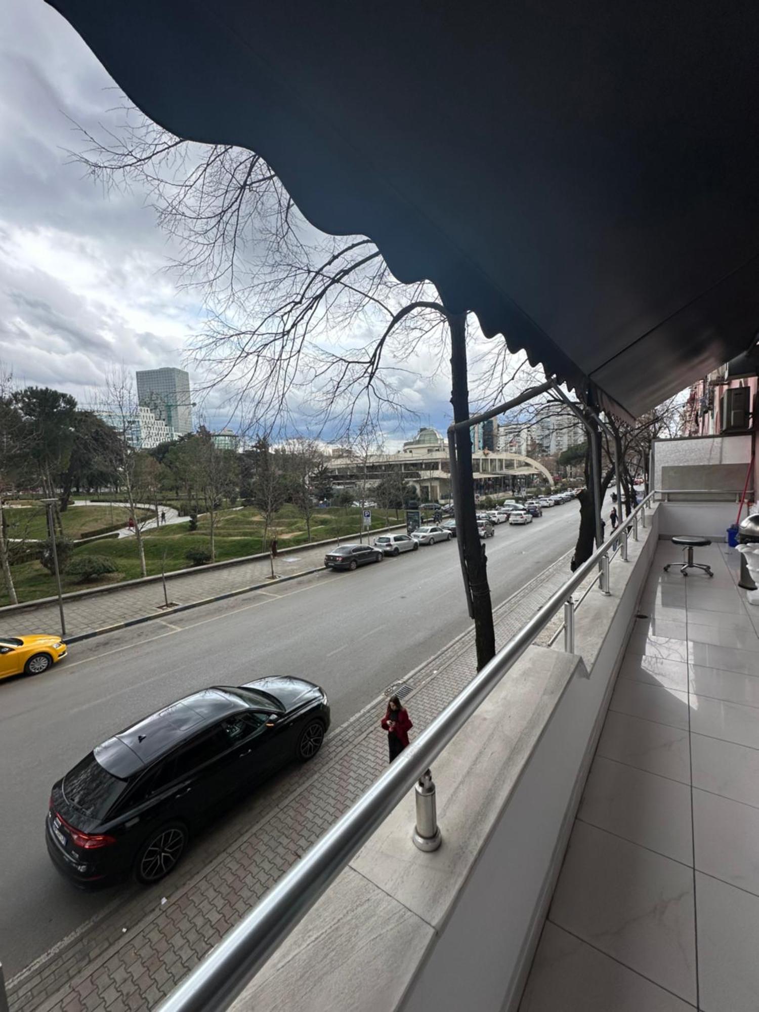 Park View Central Apartment Tirana Buitenkant foto